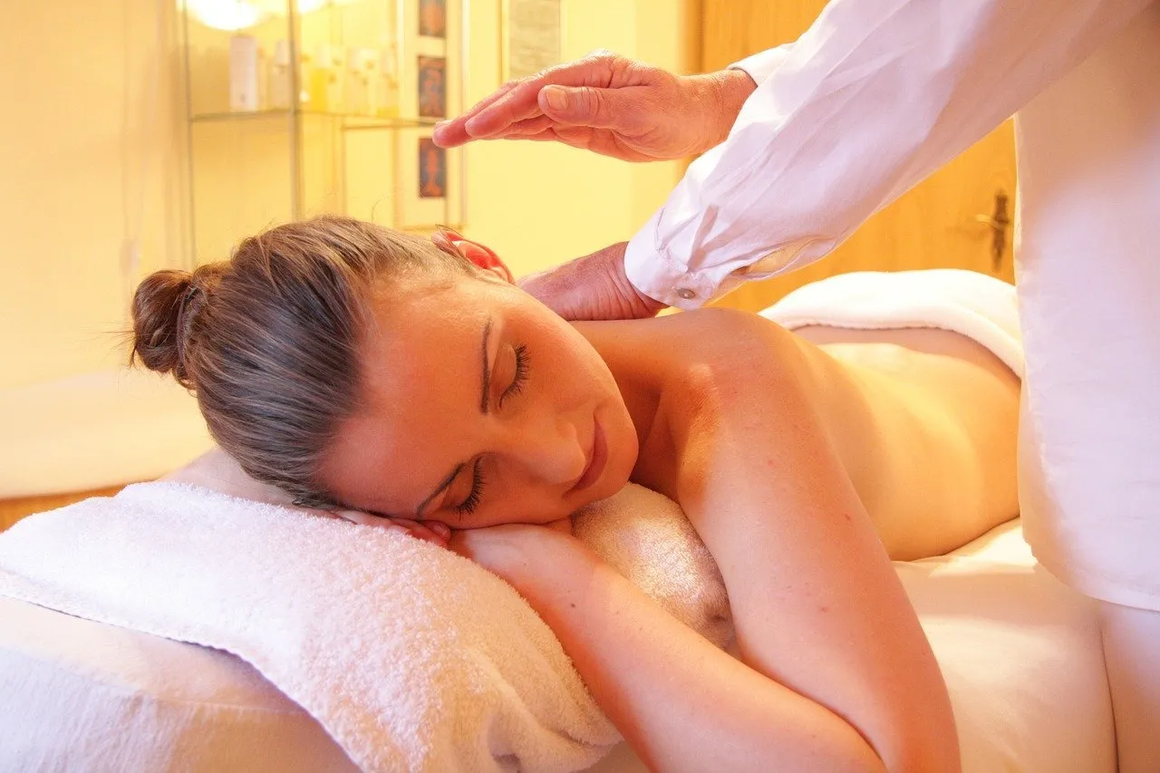 Ce este masajul Shiatsu și cum îți poate alina problemele de sănătate