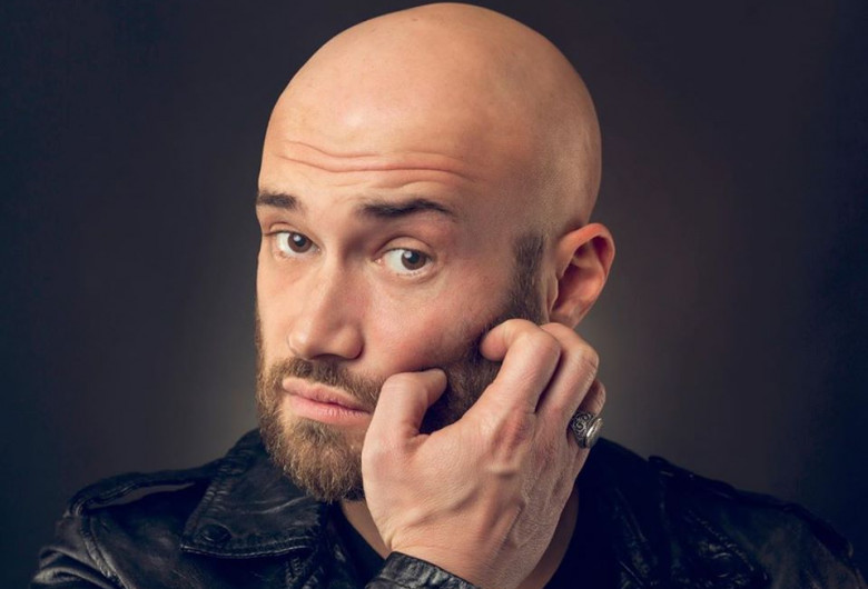 Ce surprize are Mihai Bendeac pentru fanii sai! Cum era acesta ca adolescent?