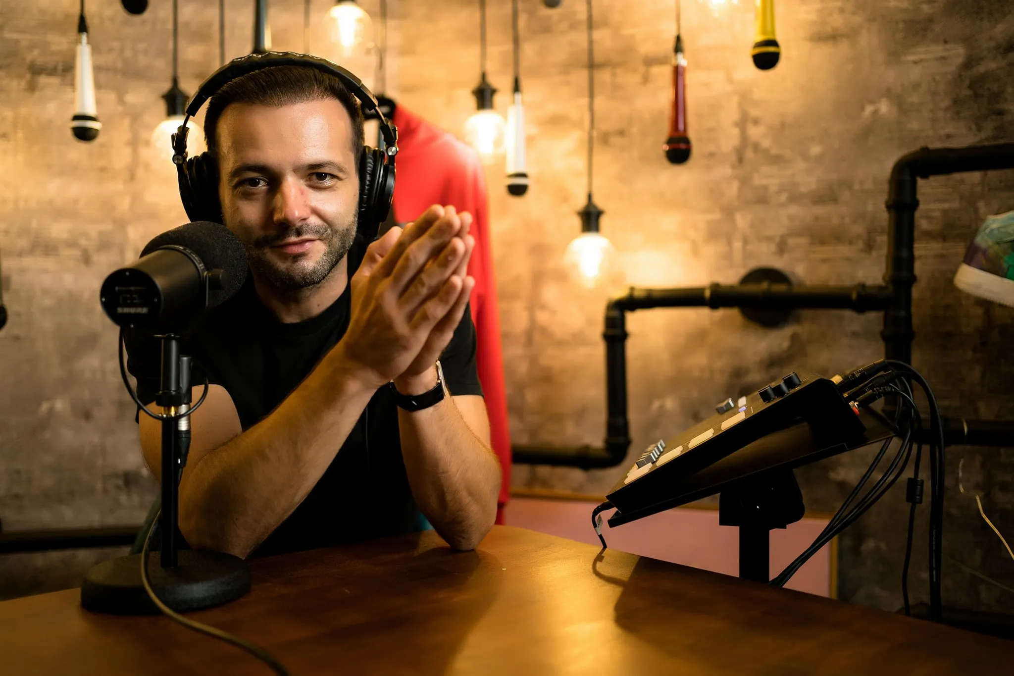 S-a lansat „Fain & Simplu”. Platformă marca Radio ZU și proiect de suflet al lui Mihai Morar