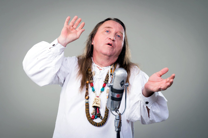Interviu Mike Godoroja: „Sunt gata să lansez o nouă rachetă discografică”