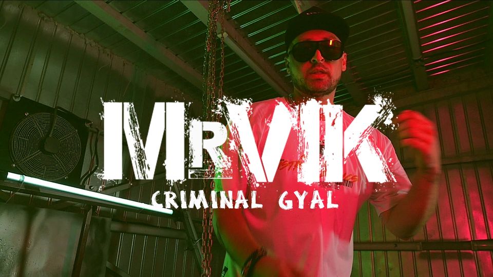 Mr. Vik lansează în zi de Vineri 13 „Criminal Gyal”, o piesă criminală
