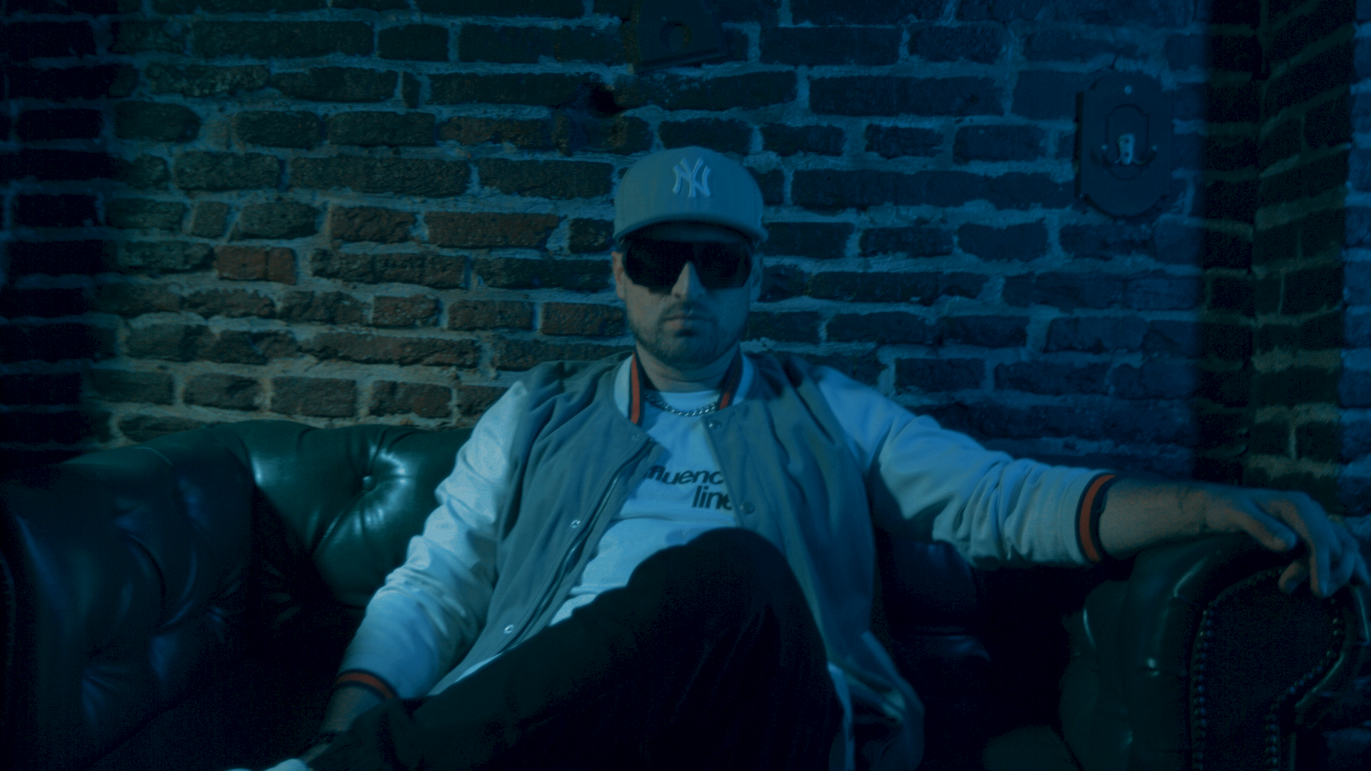 Mr. VIK lanseaza piesa „Sikidim” din proiectul Friday Raggaeton