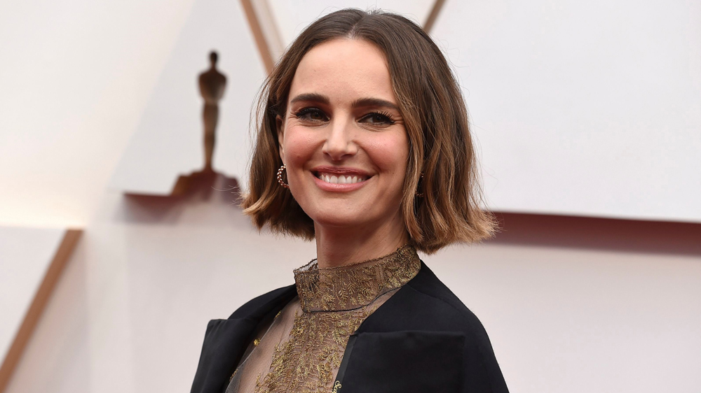 Natalie Portman închide gurile rele referitor la sarcină: „Puteți mai mult de atât”
