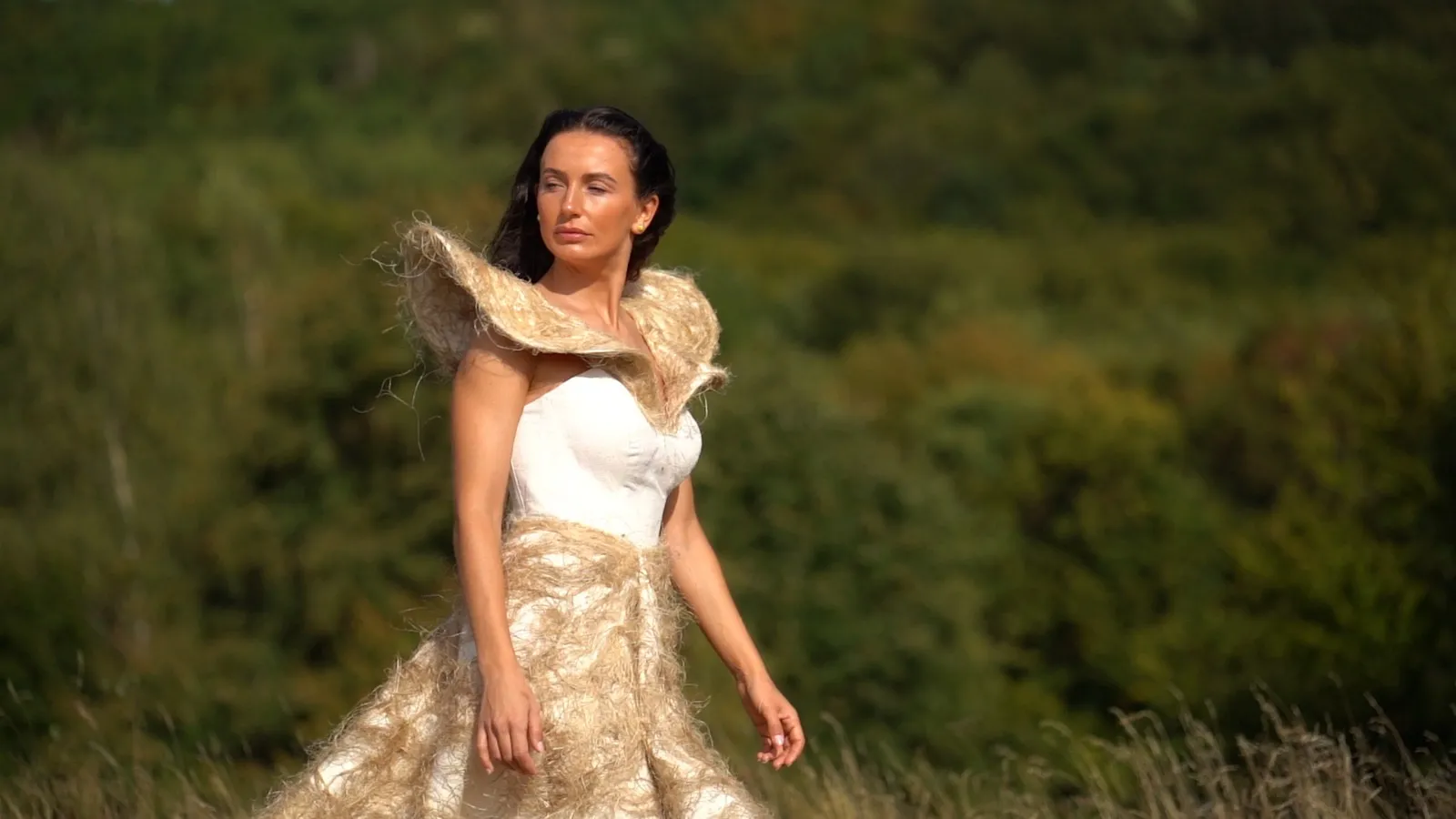 Paula Hriscu, scenaristă pentru noul ei videoclip