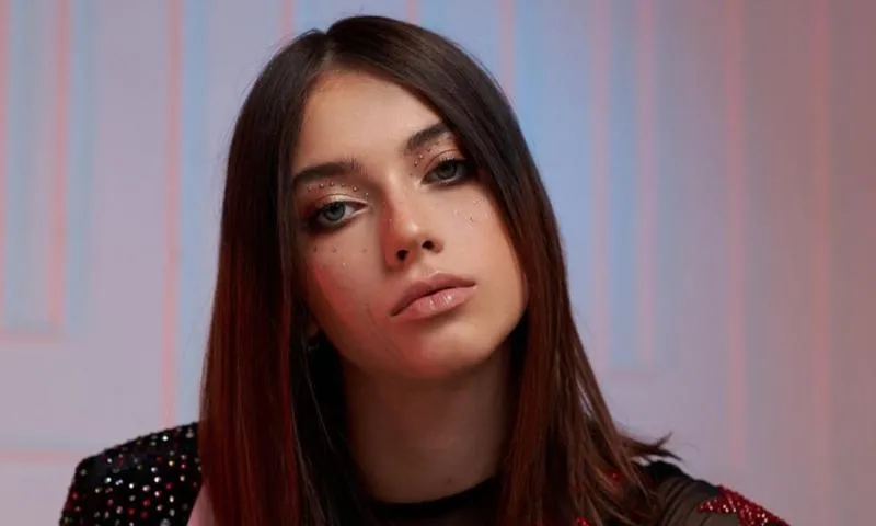 Interviu Roxen: „Sunt curioasa, determinata, visatoare si ma consider nonconformista”