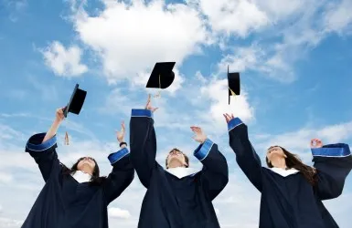 20 de lucruri pe care trebuie să le faci înainte de a termina facultatea!