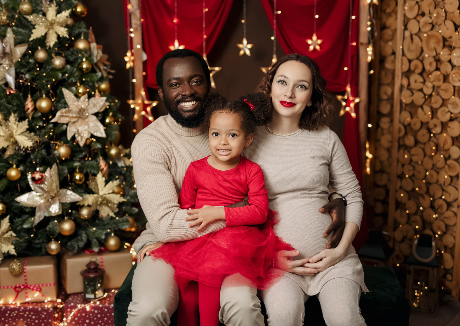 Tobi Ibitoye si sotia sa Antonia au devenit parinti pentru a doua oara. Armonia din viata artistului se traduce in calmul Ariei, noua fetita a cuplului