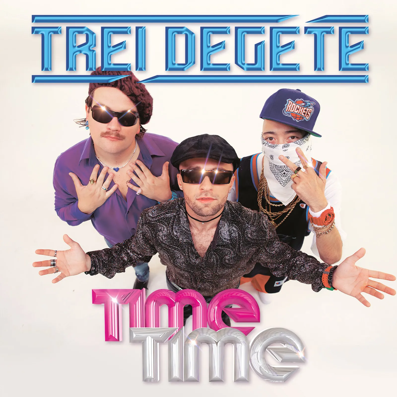 Anii 2000 s-au intors in piesa „Time time” a trupei Trei Degete