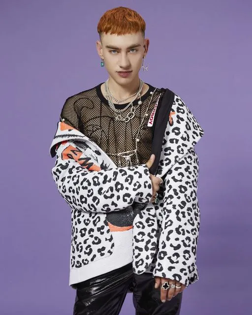 Years & Years a lansat piesa “Sooner or Later”