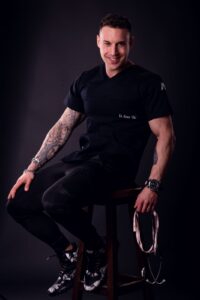 Dr. Vlad Roșca tatuat sportiv
