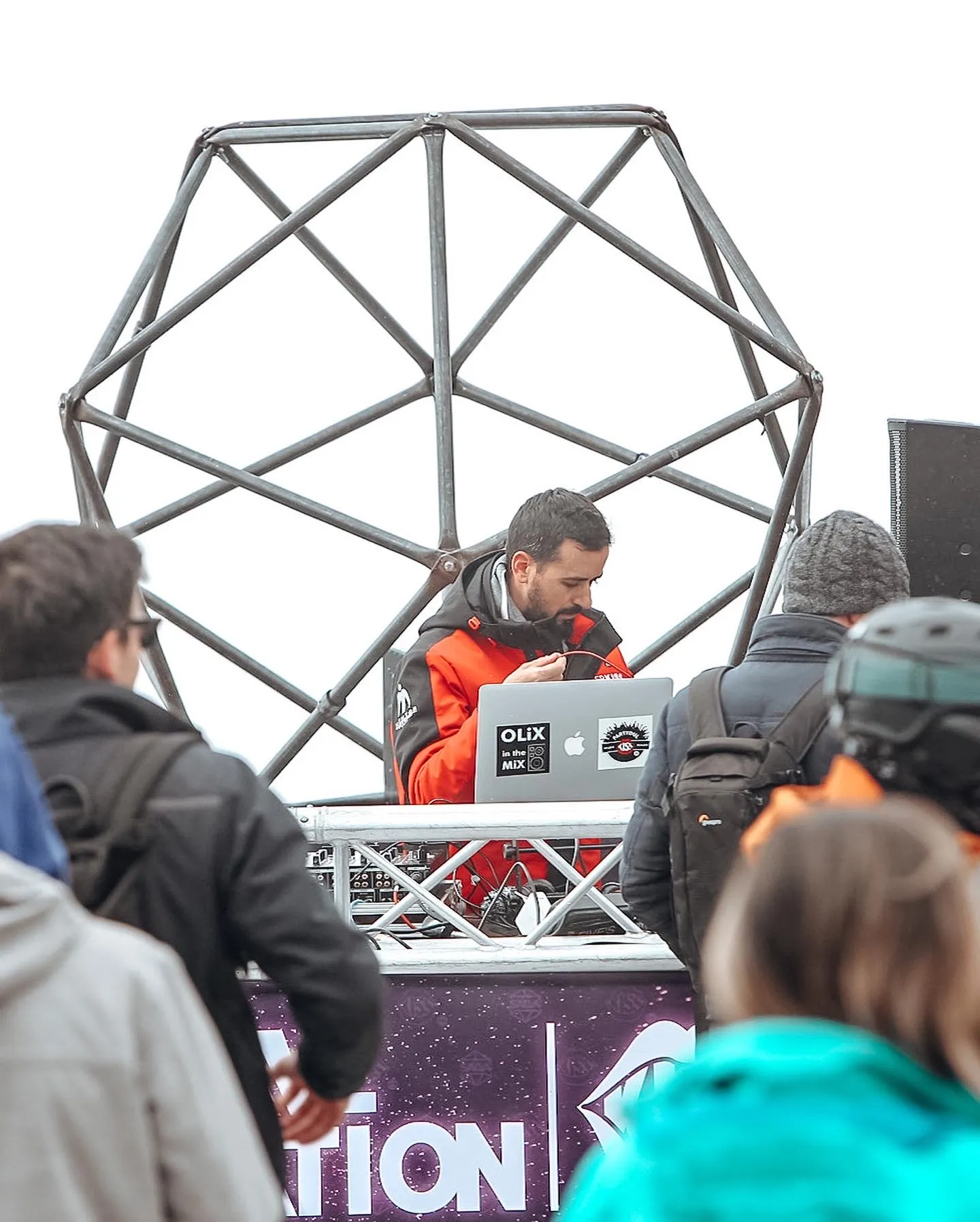 SAGA si KISS FM lanseaza SAGA Rave Nation, prima emisiune de radio a unui festival din Romania