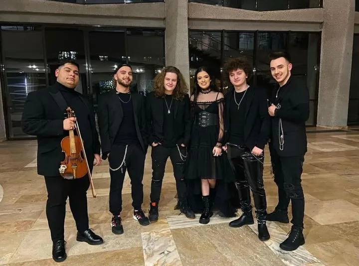 Dora Gaitanovici s-a calificat în finala Selecției Naționale Eurovision 2022 cu piesa „Ana”