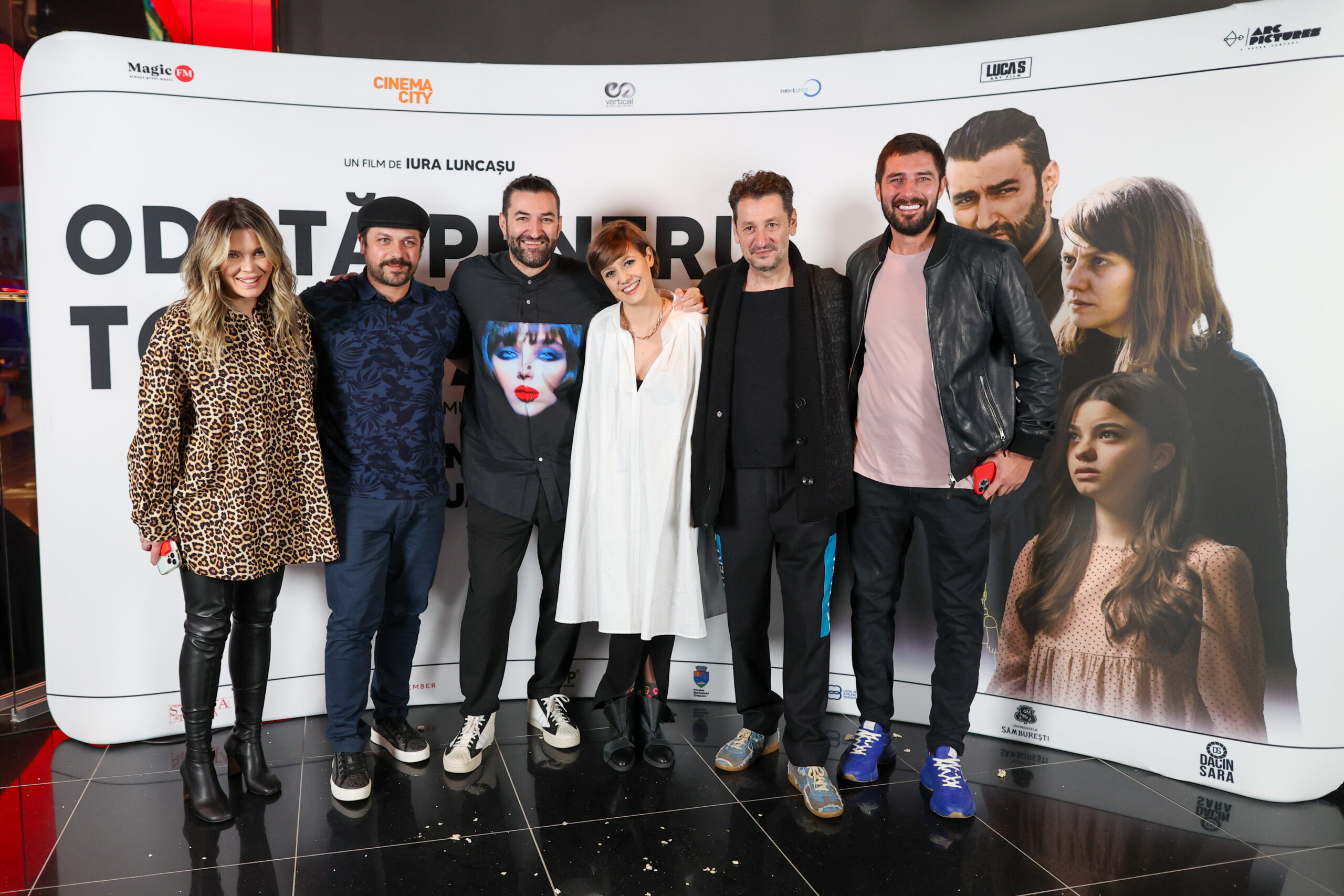 „Smiley a revenit dupa doi ani la cinema. Timișorenii au vizionat primii filmului românesc „Odată pentru totdeauna” la Cinema City