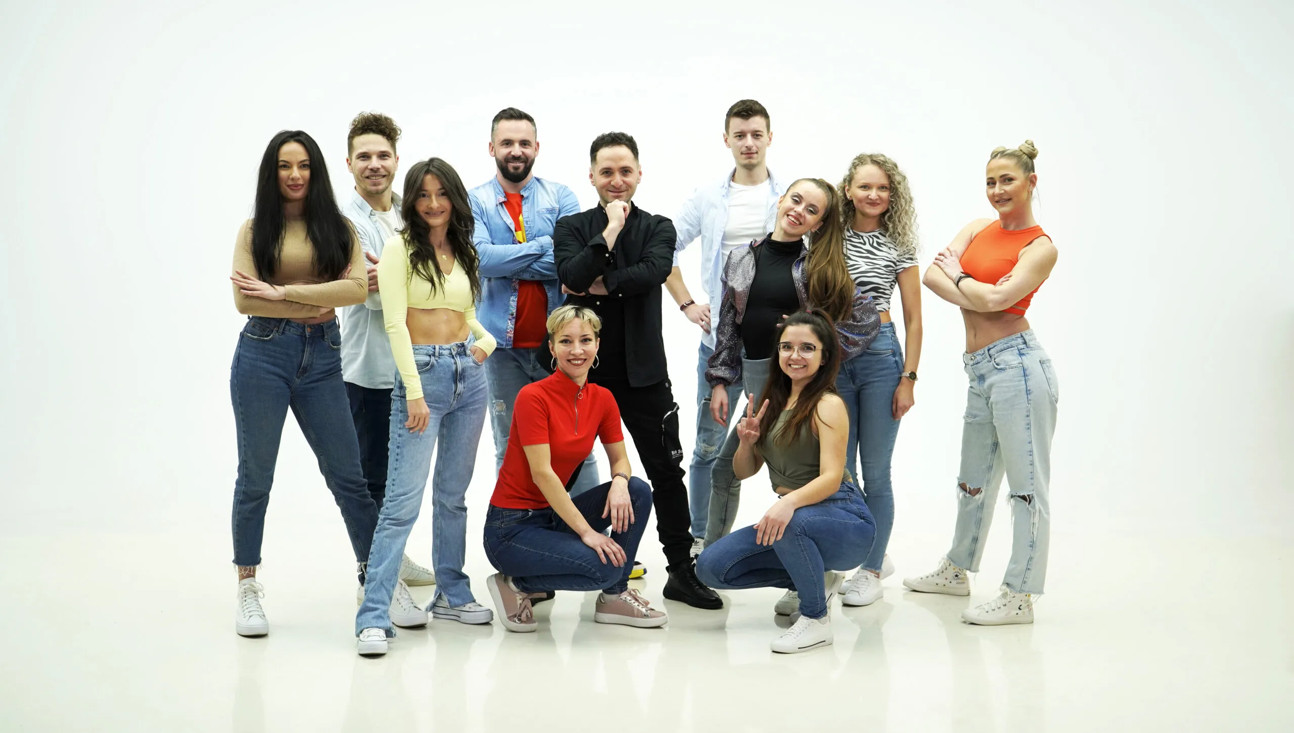 Geo Da Silva lansează imnul dansului de grup pe TikTok, #BamBamBoogie