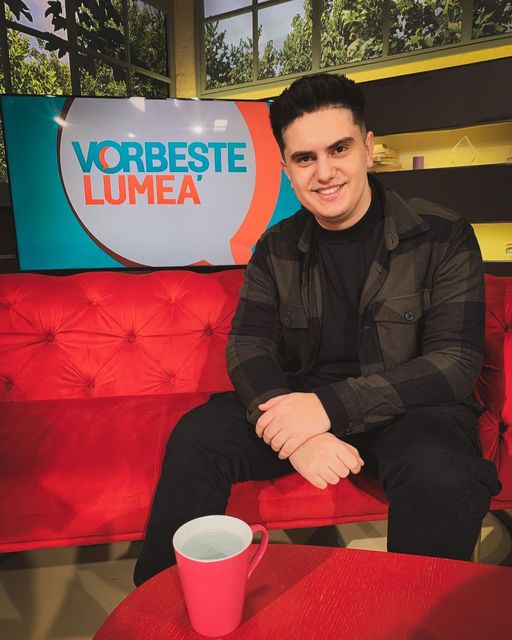 Leoo Dumitru a devenit colaborator Vorbeste Lumea in urma succesului de pe TikTok