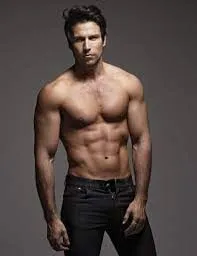 sexy rafael amaya