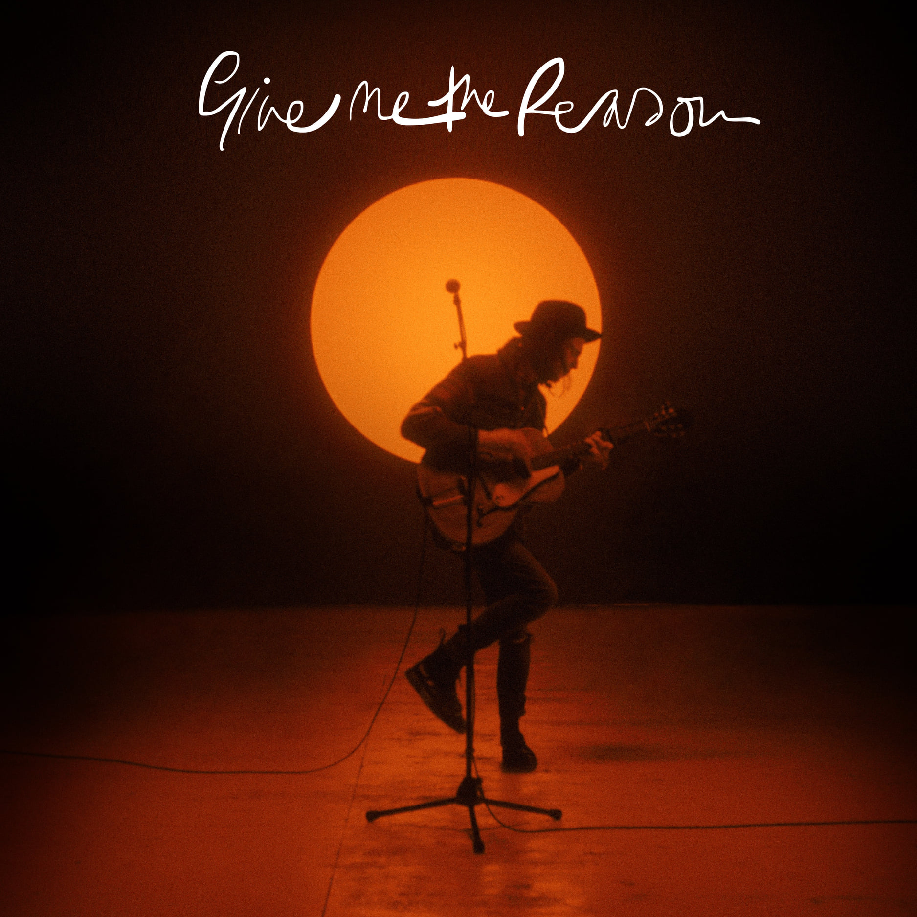 James Bay a lansat single-ul „Give Me The Reason”