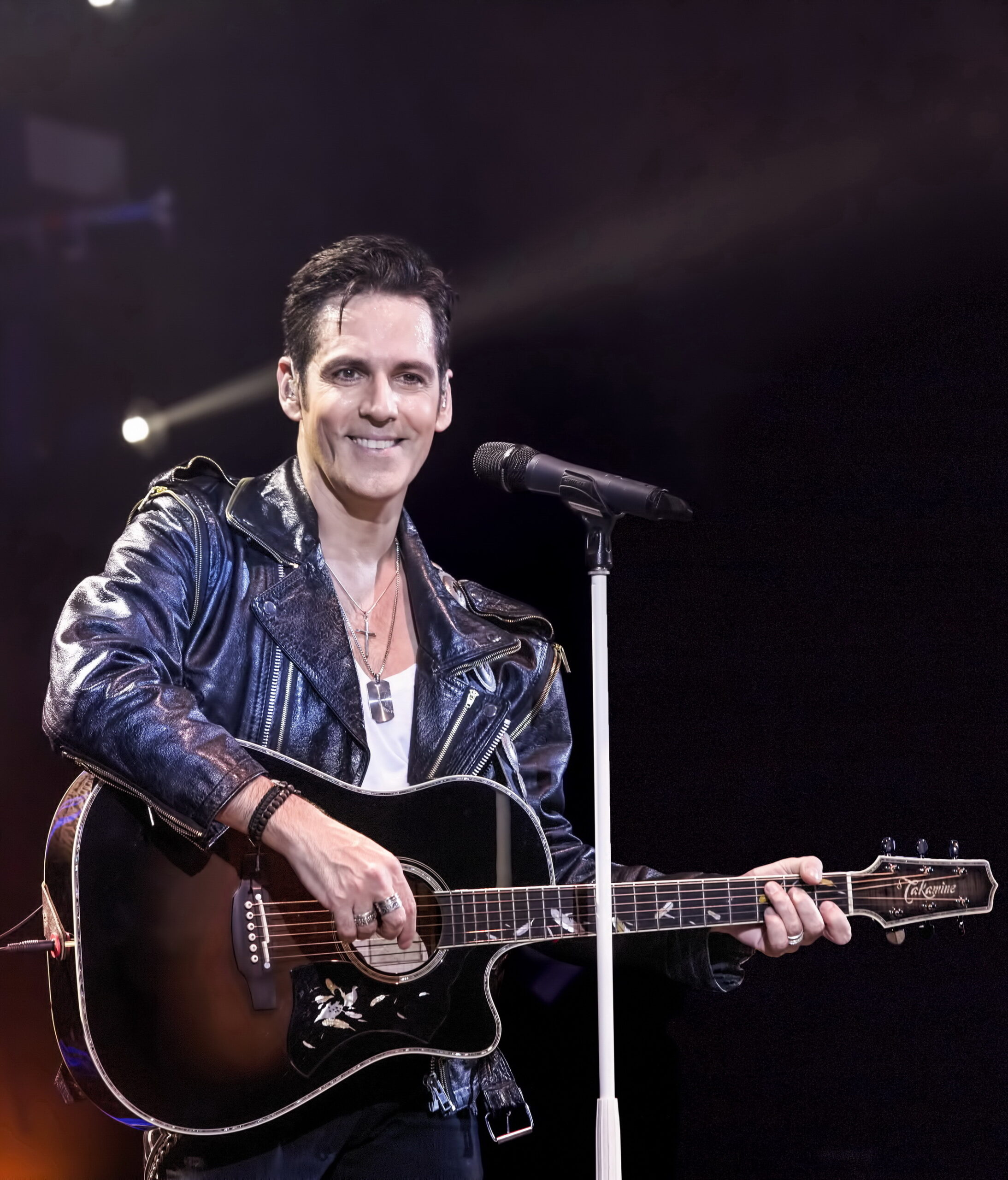 Ștefan Banica lansează cântecul “4 ZILE” și pleacă înt-un turneu national