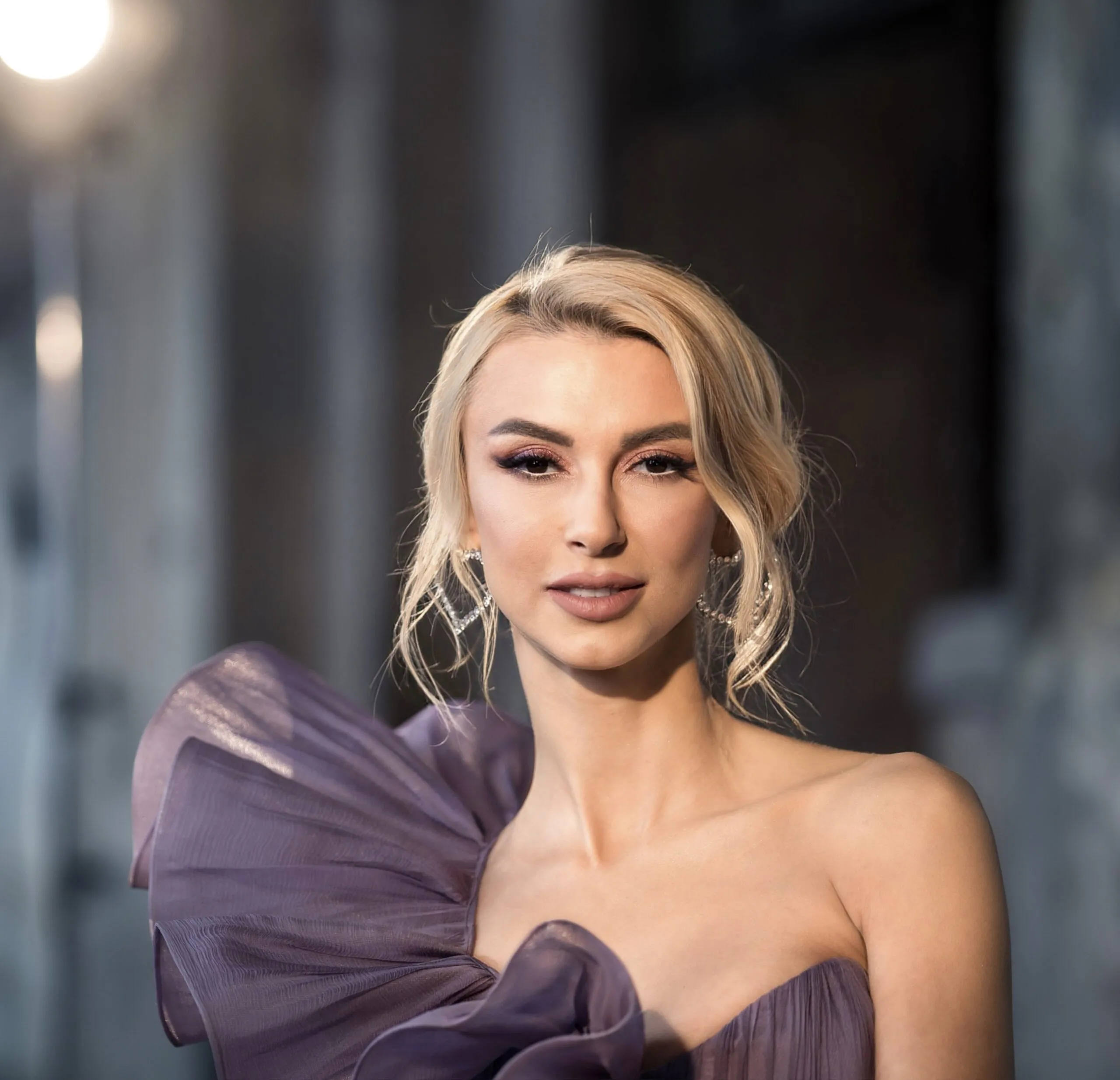 Andreea Bălan lansează videoclipul piesei „Posibil imposibilul”