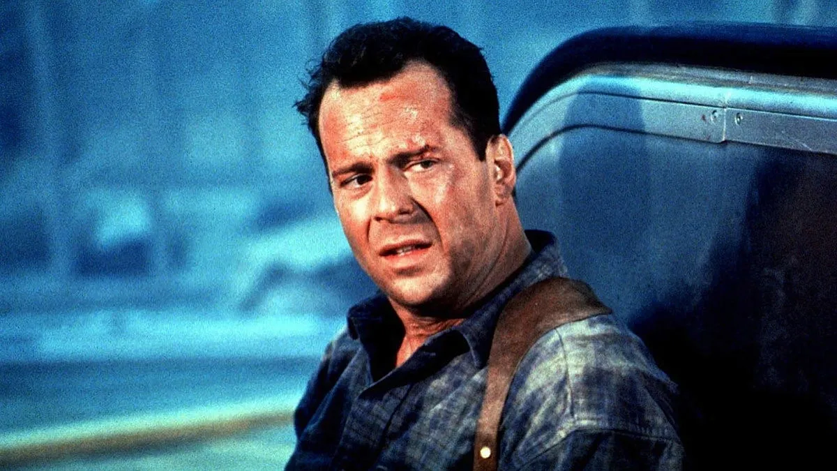 Cum arata acum Bruce Willis din „Greu de ucis”! Actorul face 67 de ani!