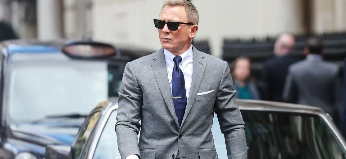 Actorul Daniel Craig alias James Bond implineste 54 de ani!