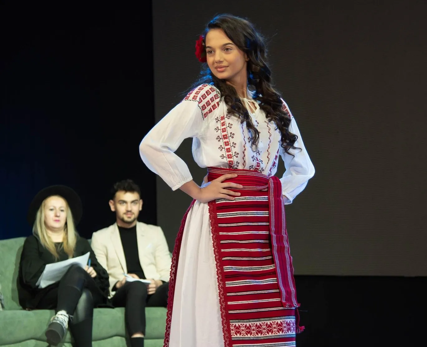 Rihana, Alessandra si Rebeka sunt de astazi MISS! Unde vor participa pustoaicele in continuare
