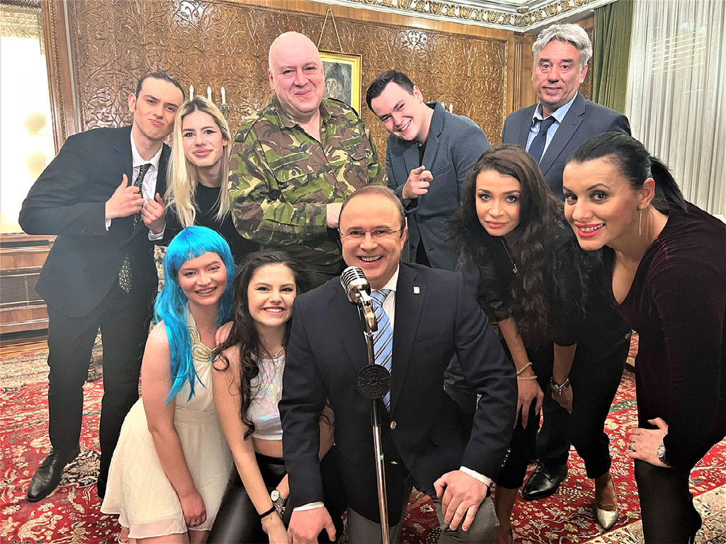 Sitcomul Secretele președintelui, din 4 martie, de la ora 22.00, la Prima TV! Cine sunt noii actori?
