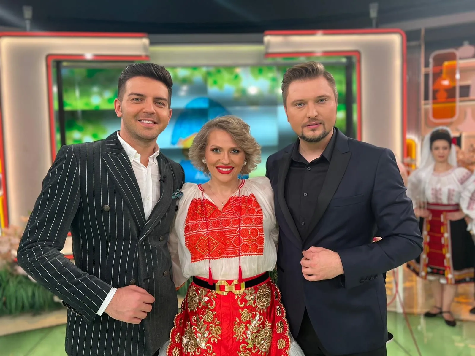 De Paşte, la Antena Stars, Mirela Vaida le aduce telespectatorilor ediţii speciale de Sărbătoare Acces Direct