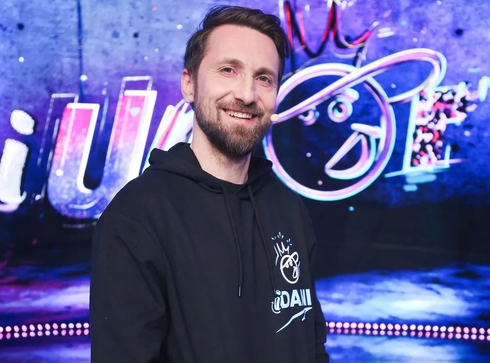 Dani Oțil este cel de-al patrulea jurat al ediției iUmor din această duminică, de la 20.00, la Antena 1