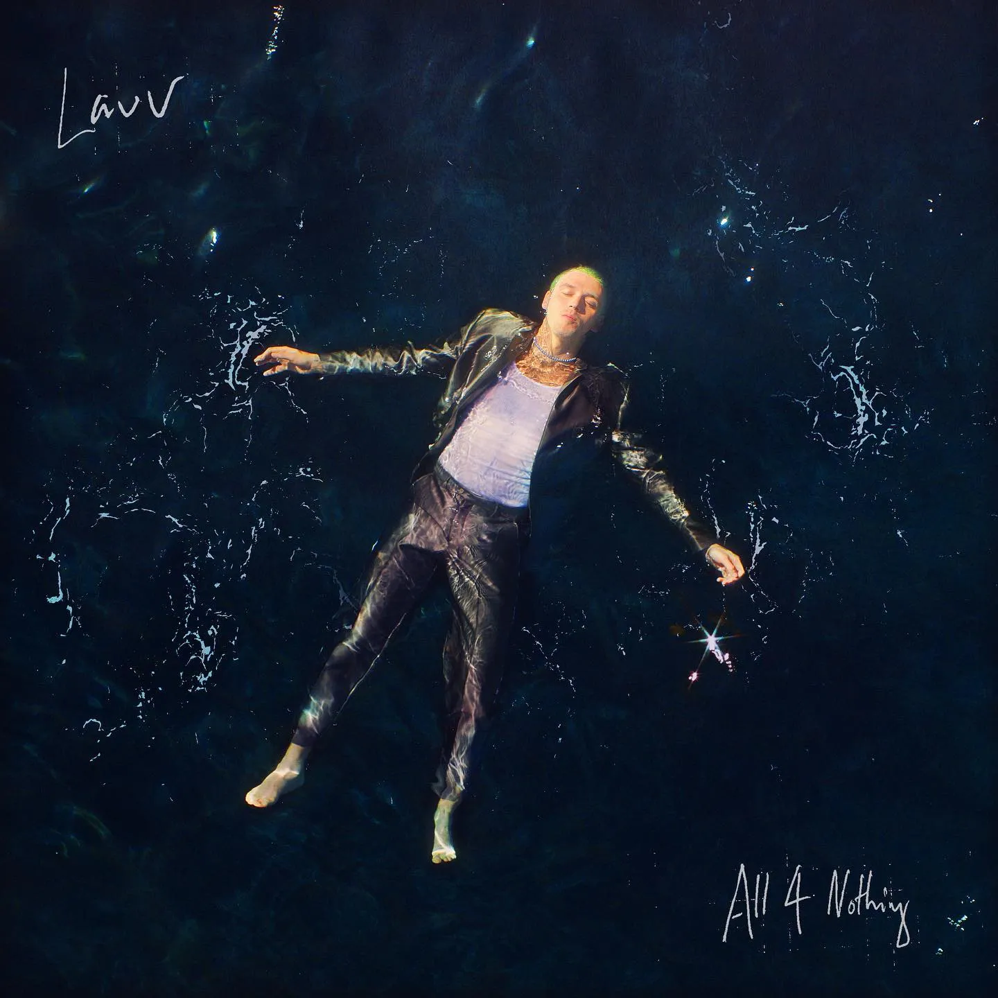 Lauv lanseaza albumul „All 4 Nothing”
