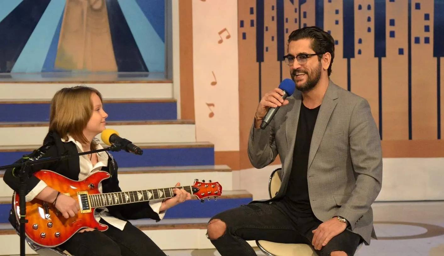 David Dobrincu si Cezar Ouatu au reluat colaborarea si au inregistrat cover dupa „You Raise Me Up”