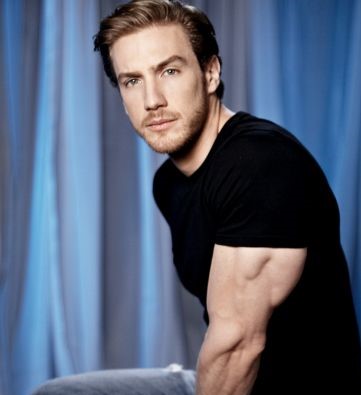 Eugenio Siller din „Regina inimilor” si „Aurora” este sarbtoritul zilei
