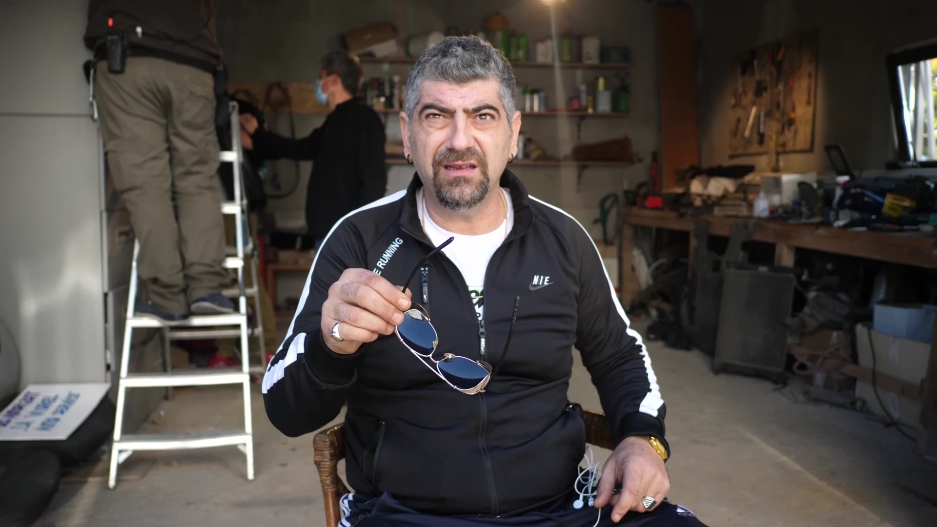 Actor din întâmplare! Ovidiu Niculescu, artistul care îi da viață personajului Viorel din serialul de comedie “Strada Speranței”, la Kanal D, face dezvăluiri inedite