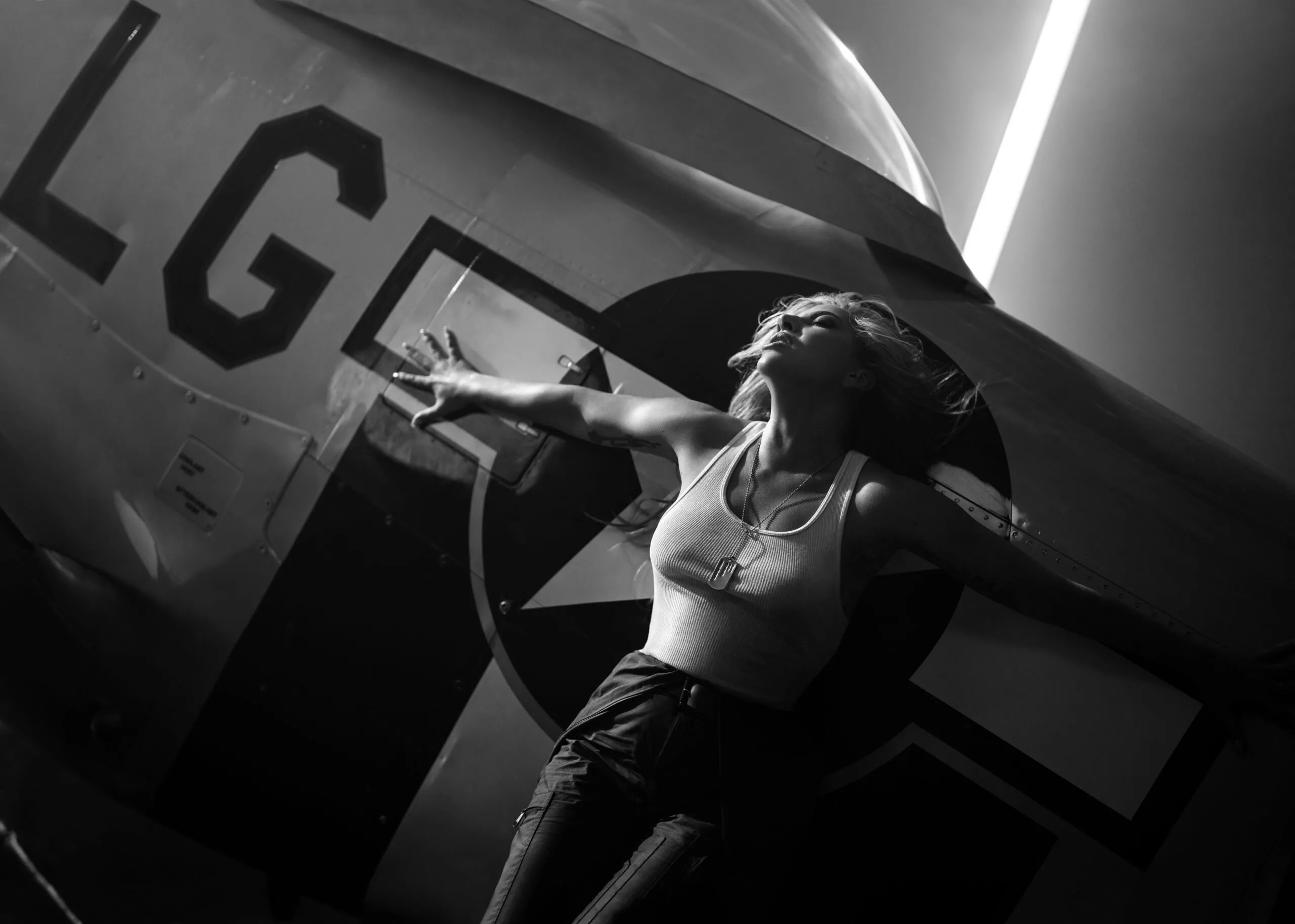 Lady Gaga a lansat piesa „Hold My Hand” de pe coloana sonoră a filmului „TOP GUN: MAVERICK”