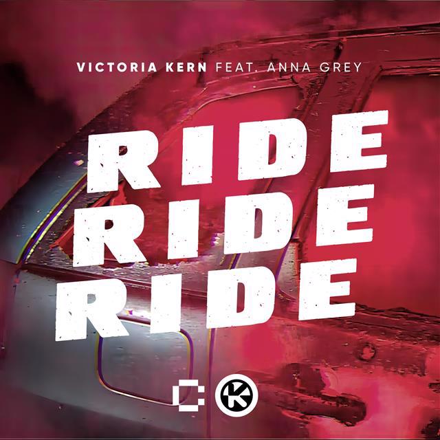 Victoria Kern si Anna Grey te duc intr-un adevarat road trip cu Ride Ride Ride