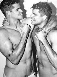 charlie carver si max