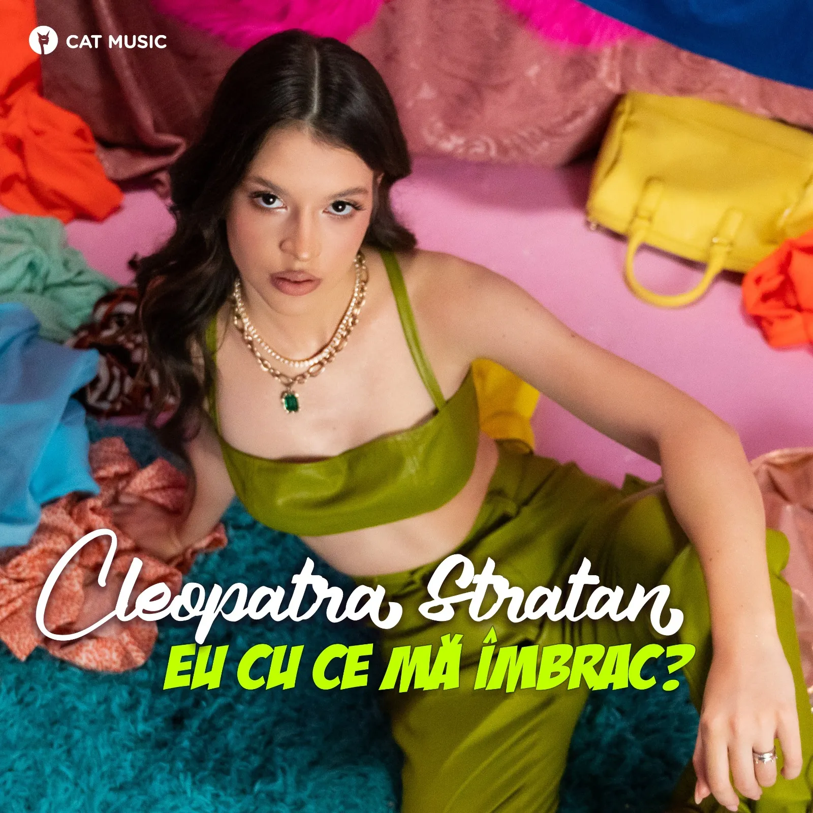 „Eu cu ce mă îmbrac?” Cleopatra Stratan lansează hitul verii!