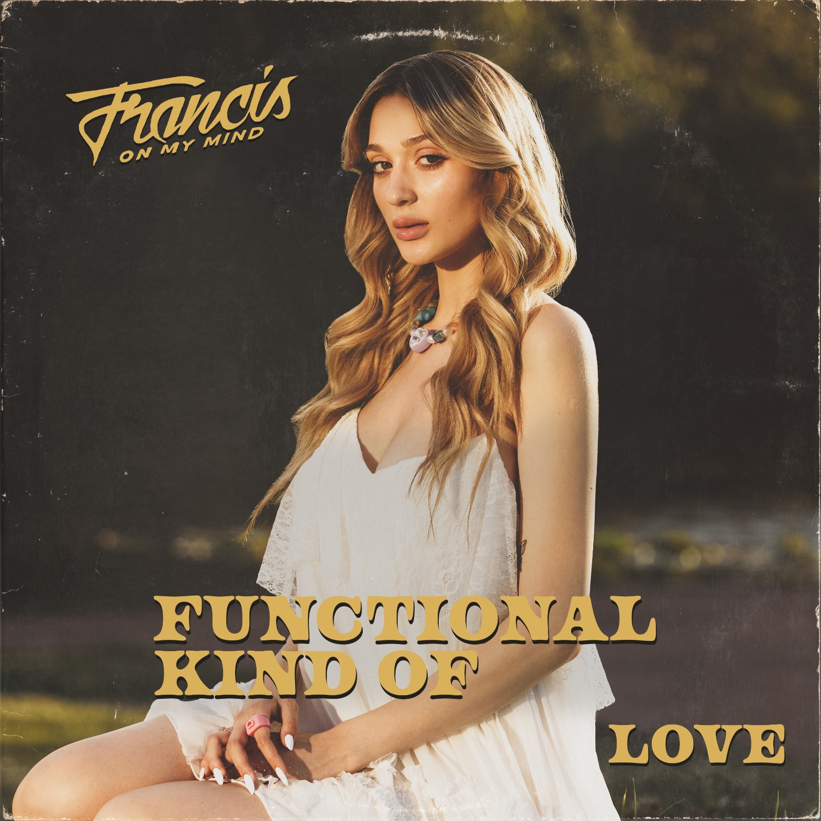 Francis On My Mind lanseaza single-ul „Functional Kind Of Love”