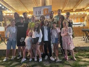 copii impreuna cu david-dobrincu-george-burcea-si-cezar-ouatu