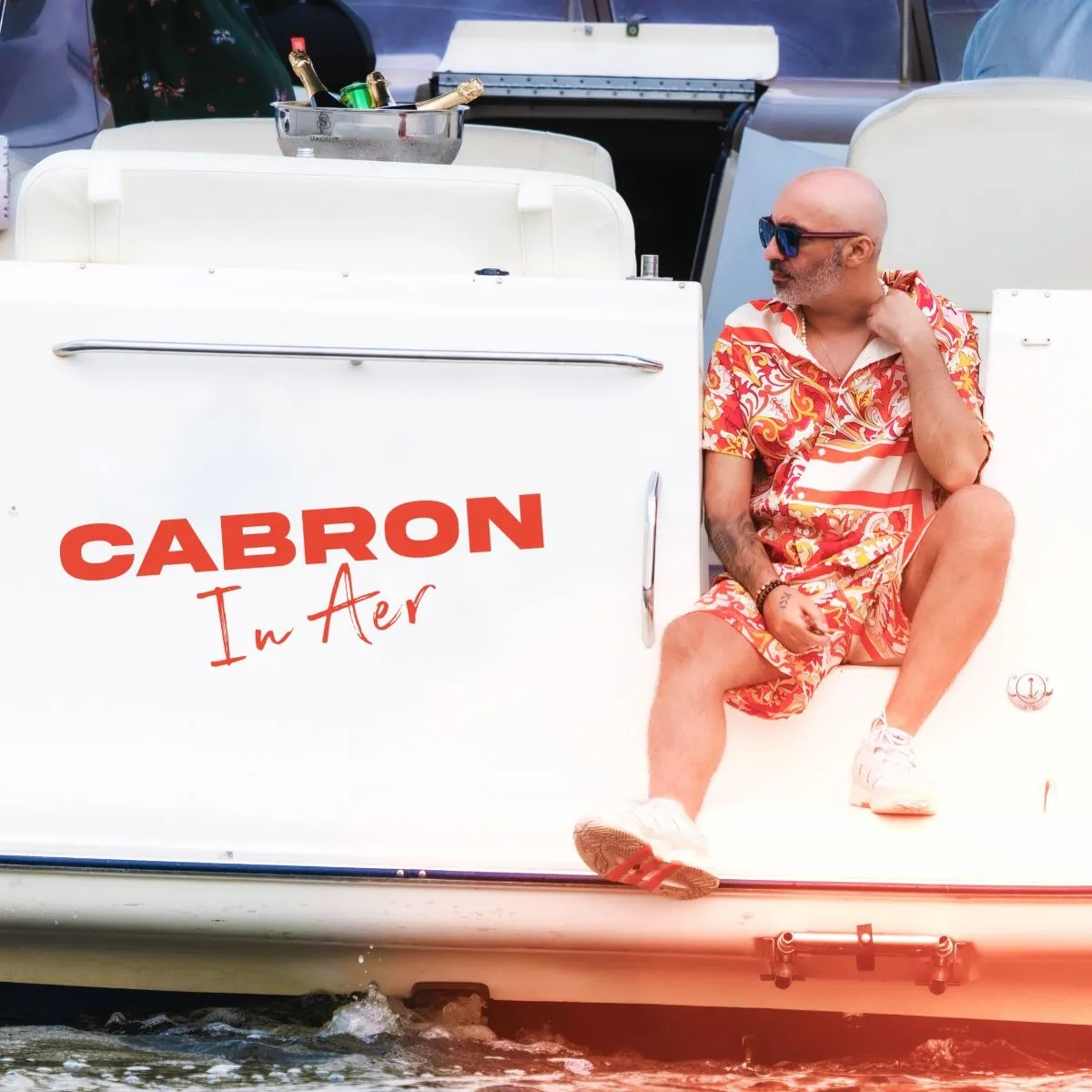 Cabron – “În aer”, single-ul care da mood-ul verii