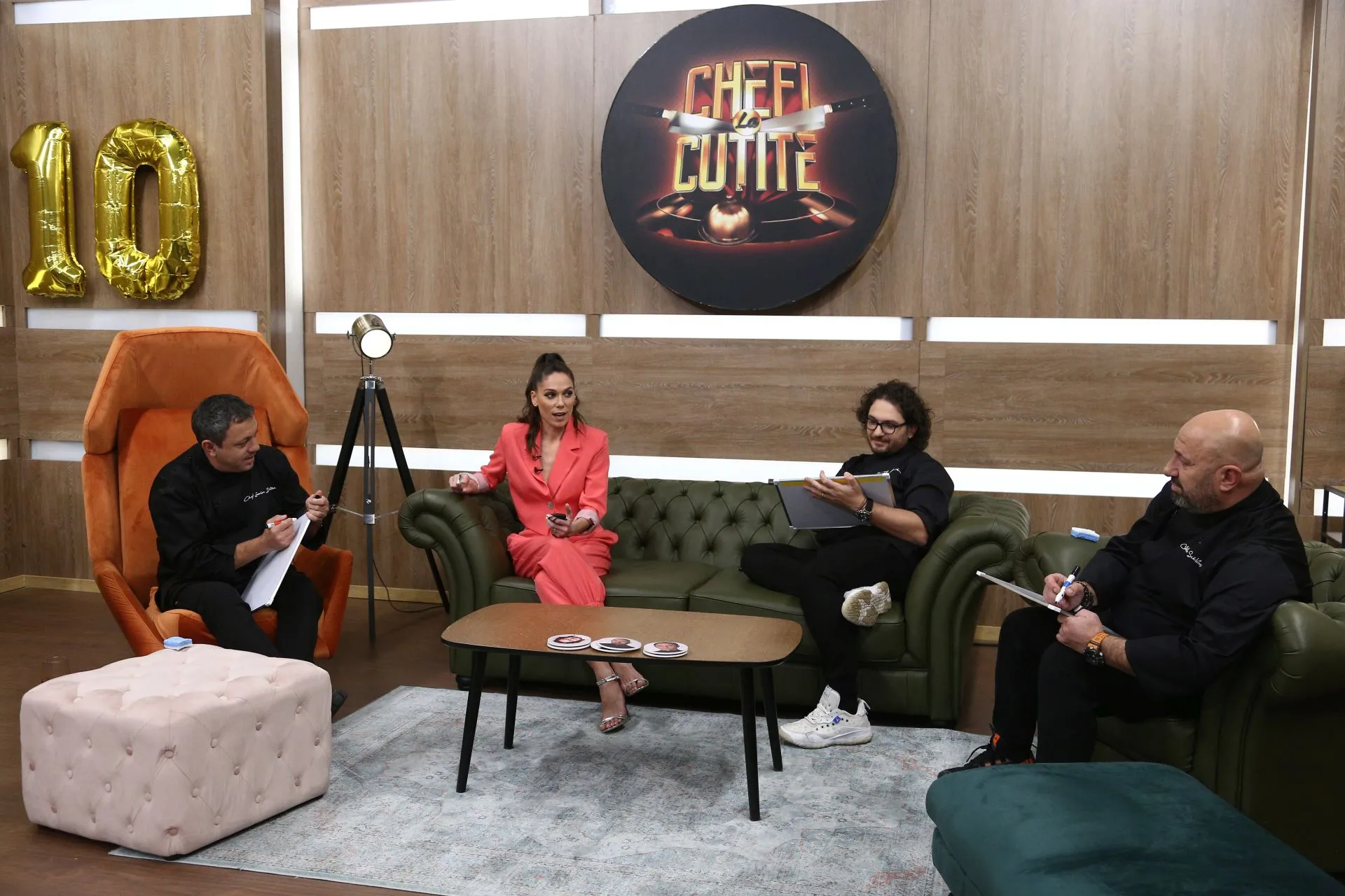 Chefi la cuțite… și mai ascuțite: Ce fac Chefii în culisele show-ului pentru a câștiga un premiu surpriză?