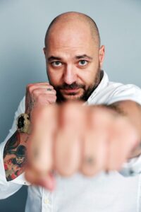 Cristi Mitrea - Sunt celebru, scoate-ma de aici