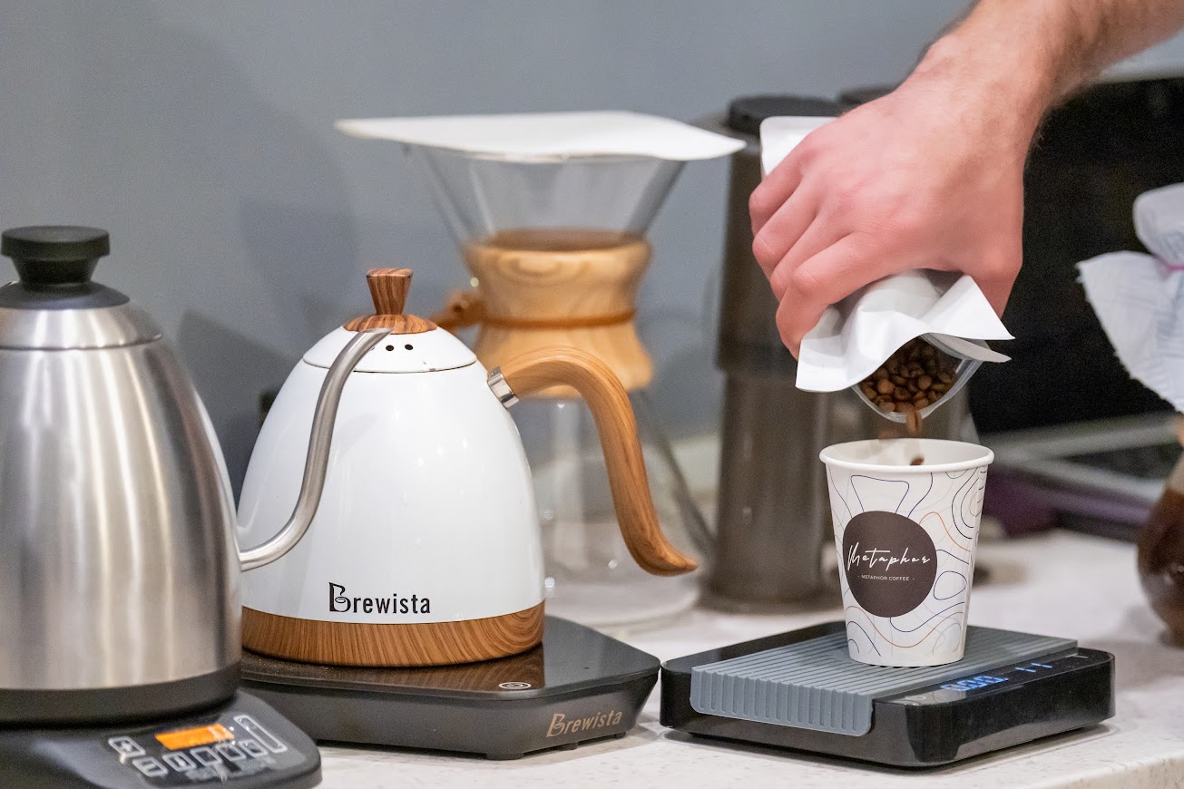 Cum se prepară cafeaua la rece? Află de la specialiști care este cea mai simplă metodă