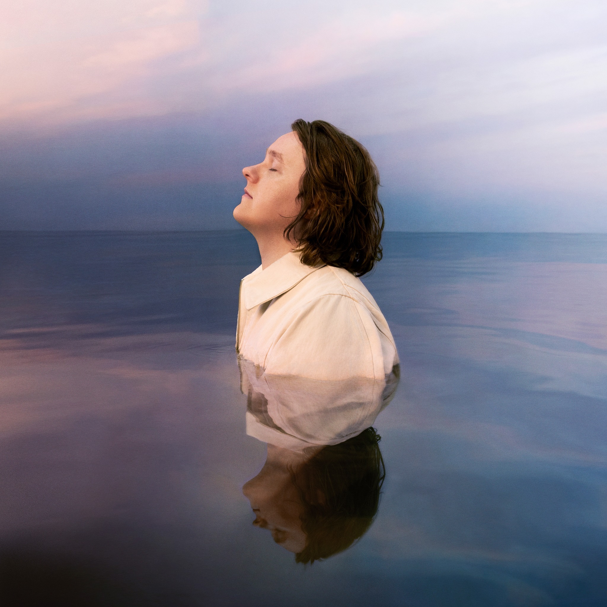 Lewis Capaldi a lansat single-ul „Forget Me”