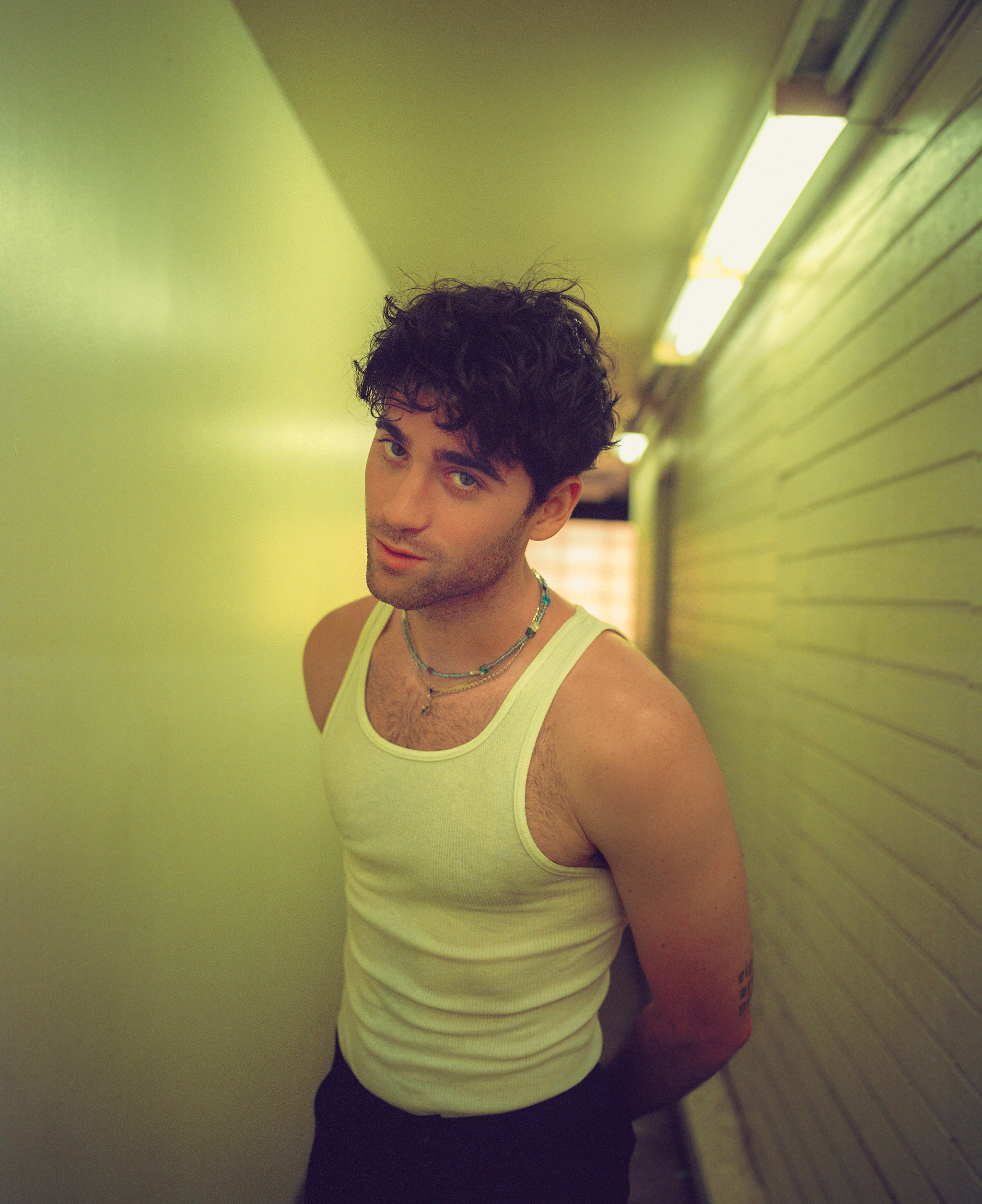 Alexander 23 si Kenny Beats lanseaza melodia „ILL”