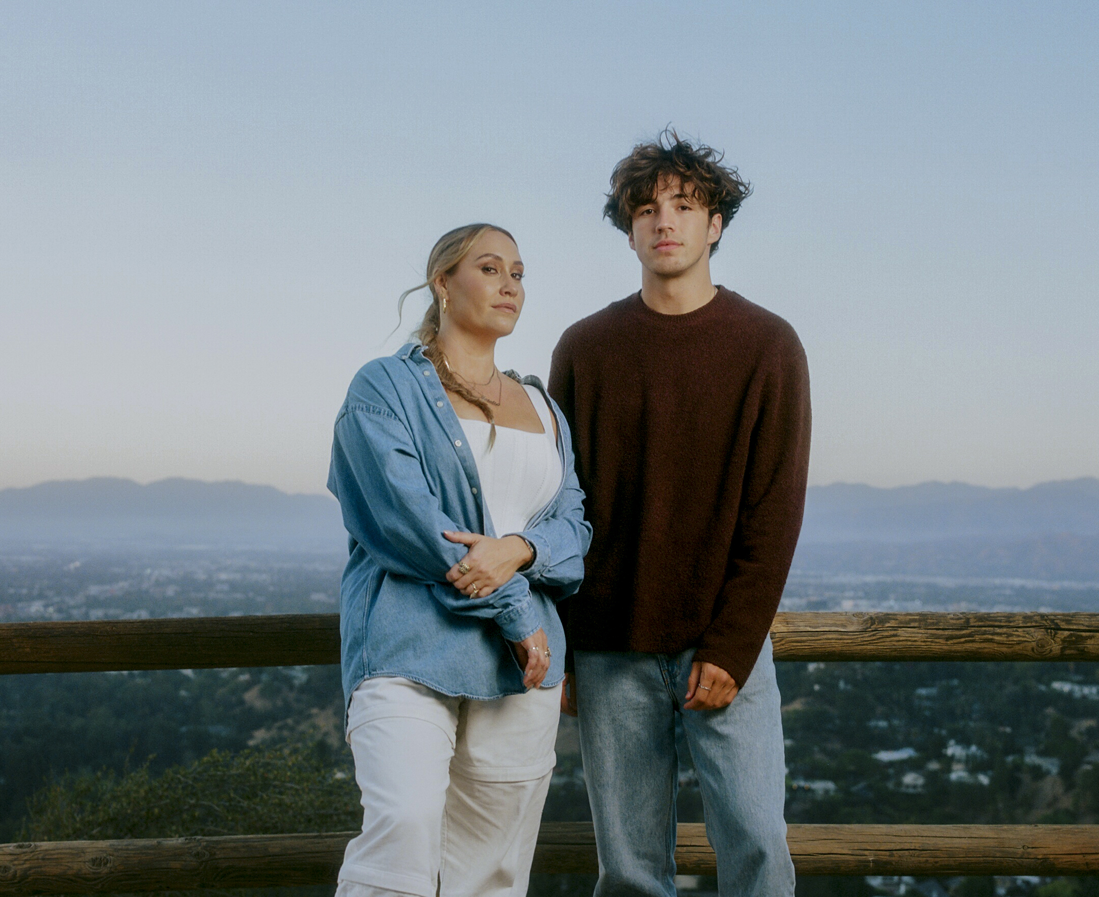 Surf Mesa și Nat Dunn au lansat „State Of My Heart”