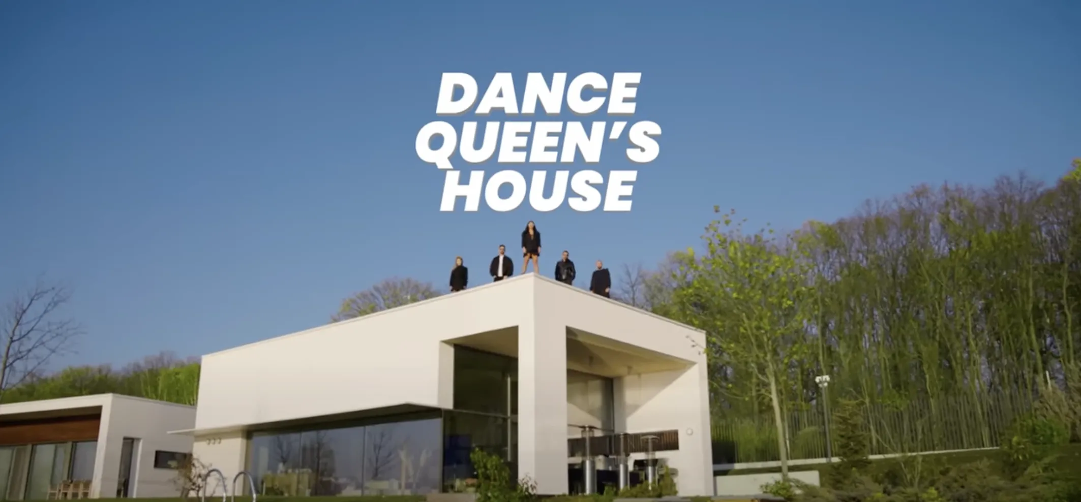 INNA prezintă cel de-al 3 sezon din Dance Queen’s House: 16 zile izolată într-o casă, 8 vlog-uri și un album cu un sound atipic. Printre invitate: Irina Rimes și Alina Eremia