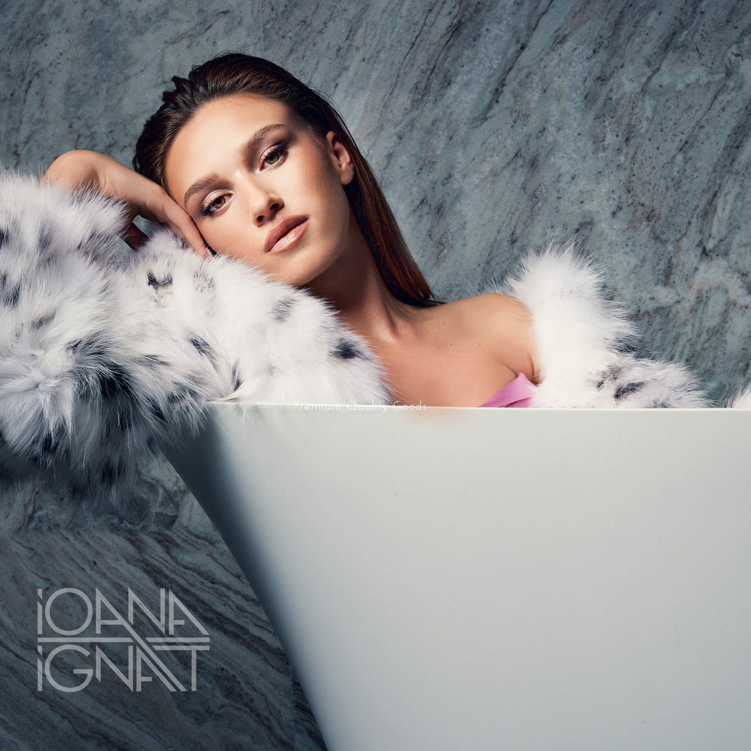 Ioana Ignat lansează piesa „Lângă inima ta”