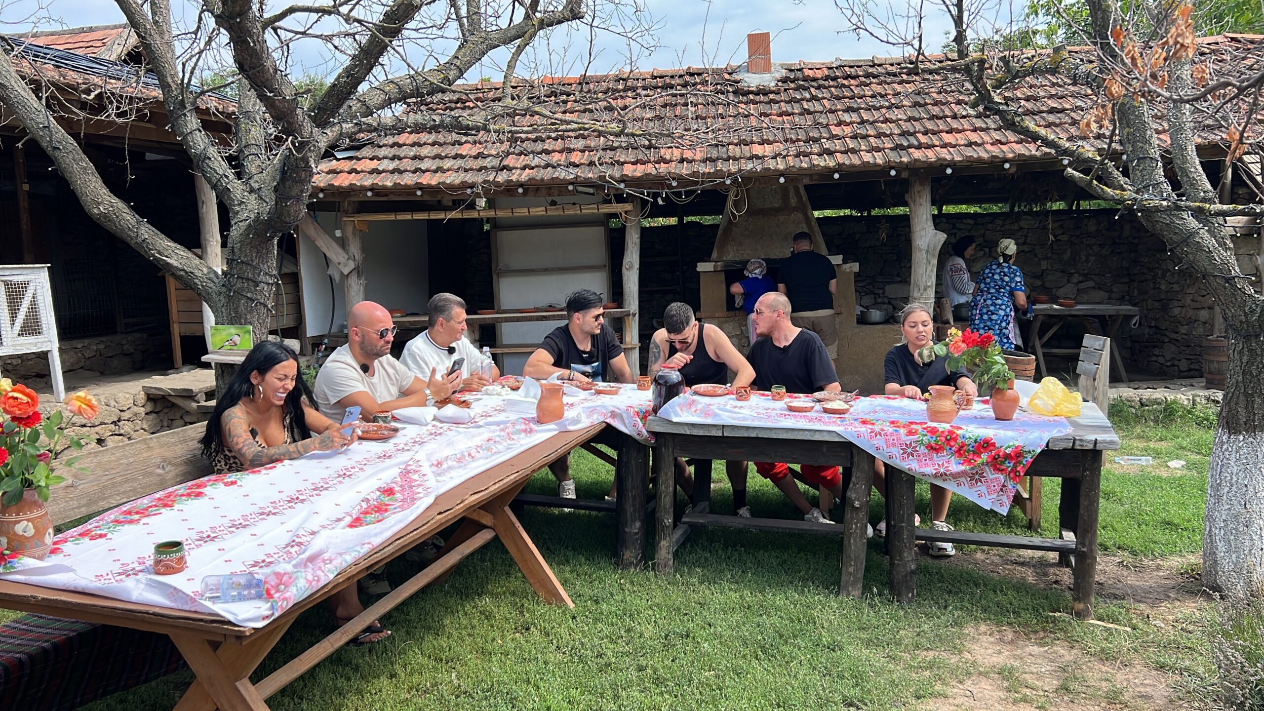 Ruby, Jo, SHIFT și What’s UP, alături de Liviu și Andrei, în premieră în Republica Moldova, la Poftiți pe la noi! Poftiți la târg