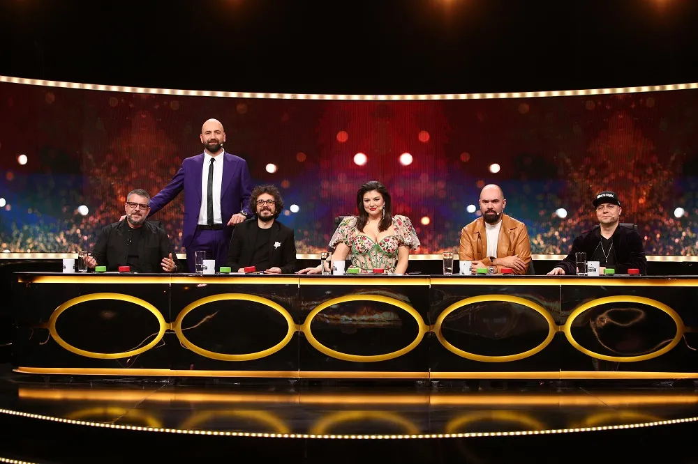 Dan Frînculescu și Mane Voicu, invitați speciali în marea finală a sezonului 2 Stand-Up Revolution, mâine, de la 23:00, la Antena 1